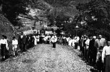Foto di una processione al Santuario di Calvigi nel 1950